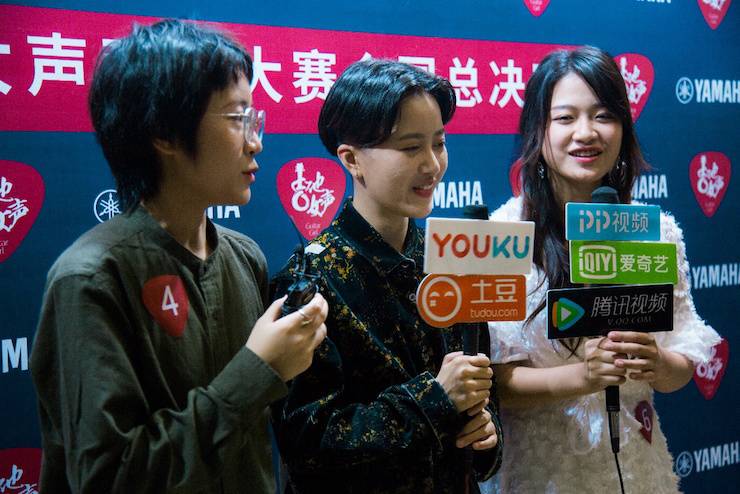 第四届“777盛世国际吉他女声弹唱大赛”总冠军出炉<br />温格夺冠，董冬冬担任评委